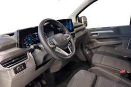 Valkoinen Volkswagen Transporter 2025 kuva 8.