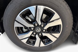 Valkoinen Volkswagen Transporter 2025 kuva 11.