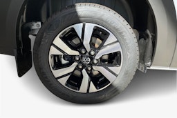 valkoinen Volkswagen Transporter 2025 kuva 11.