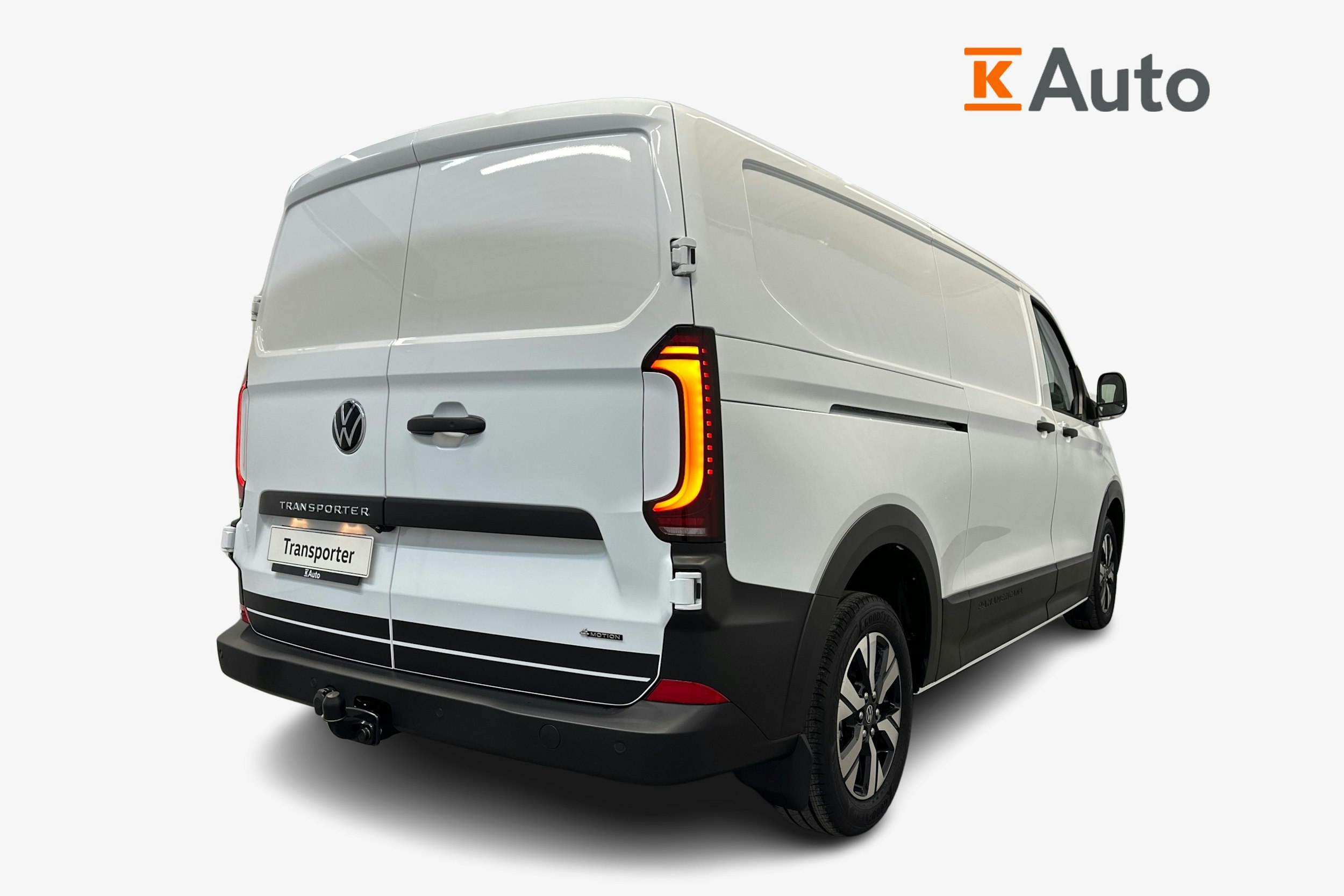 valkoinen Volkswagen Transporter 2025 kuva 2.