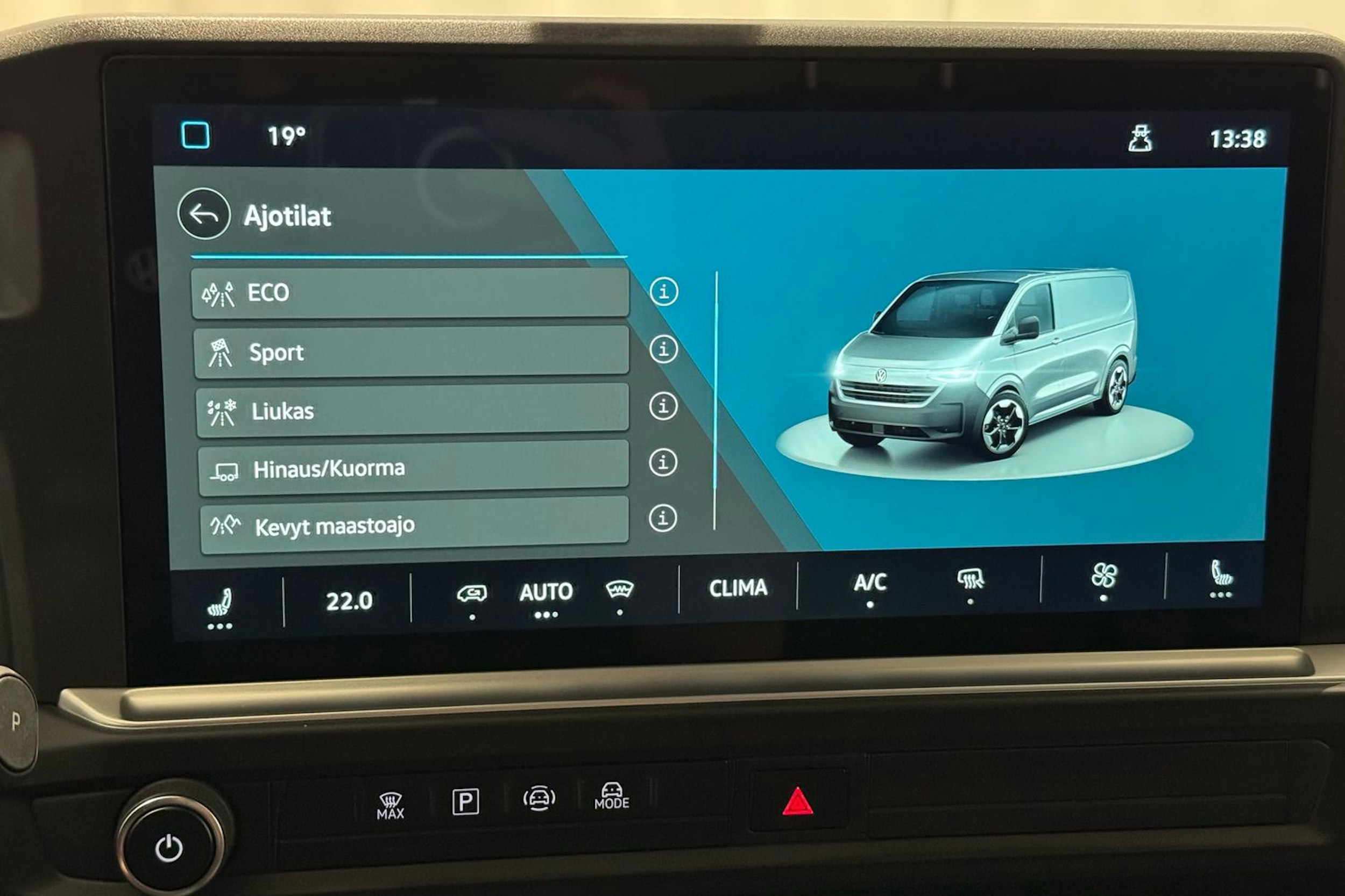 met. vihreä Volkswagen Transporter 2025 kuva 21.