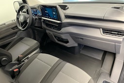 harmaa Volkswagen Transporter 2025 kuva 7.