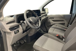 musta Volkswagen Transporter 2025 kuva 8.