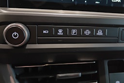 harmaa Volkswagen Transporter 2025 kuva 14.