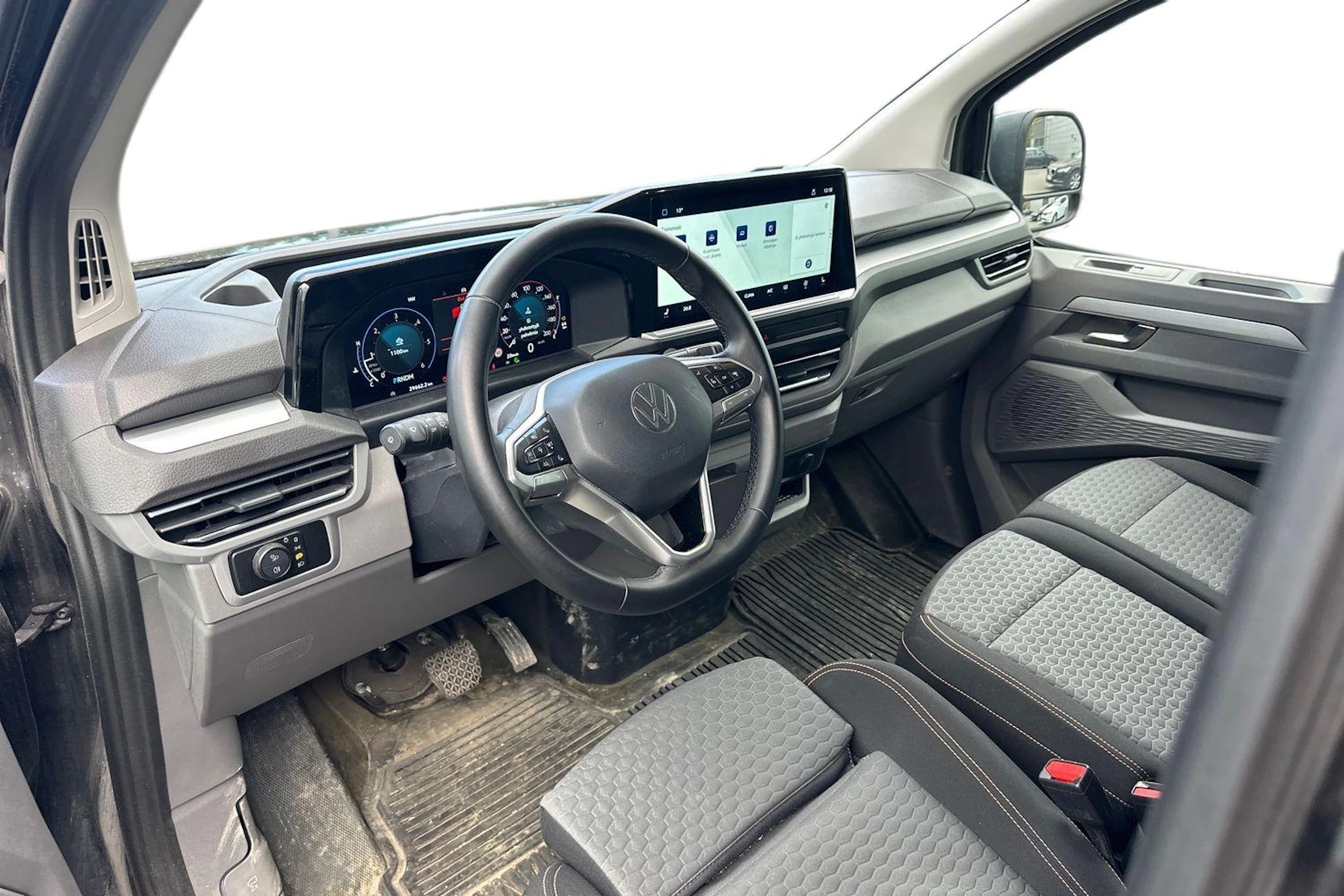 musta Volkswagen Transporter 2025 kuva 3.