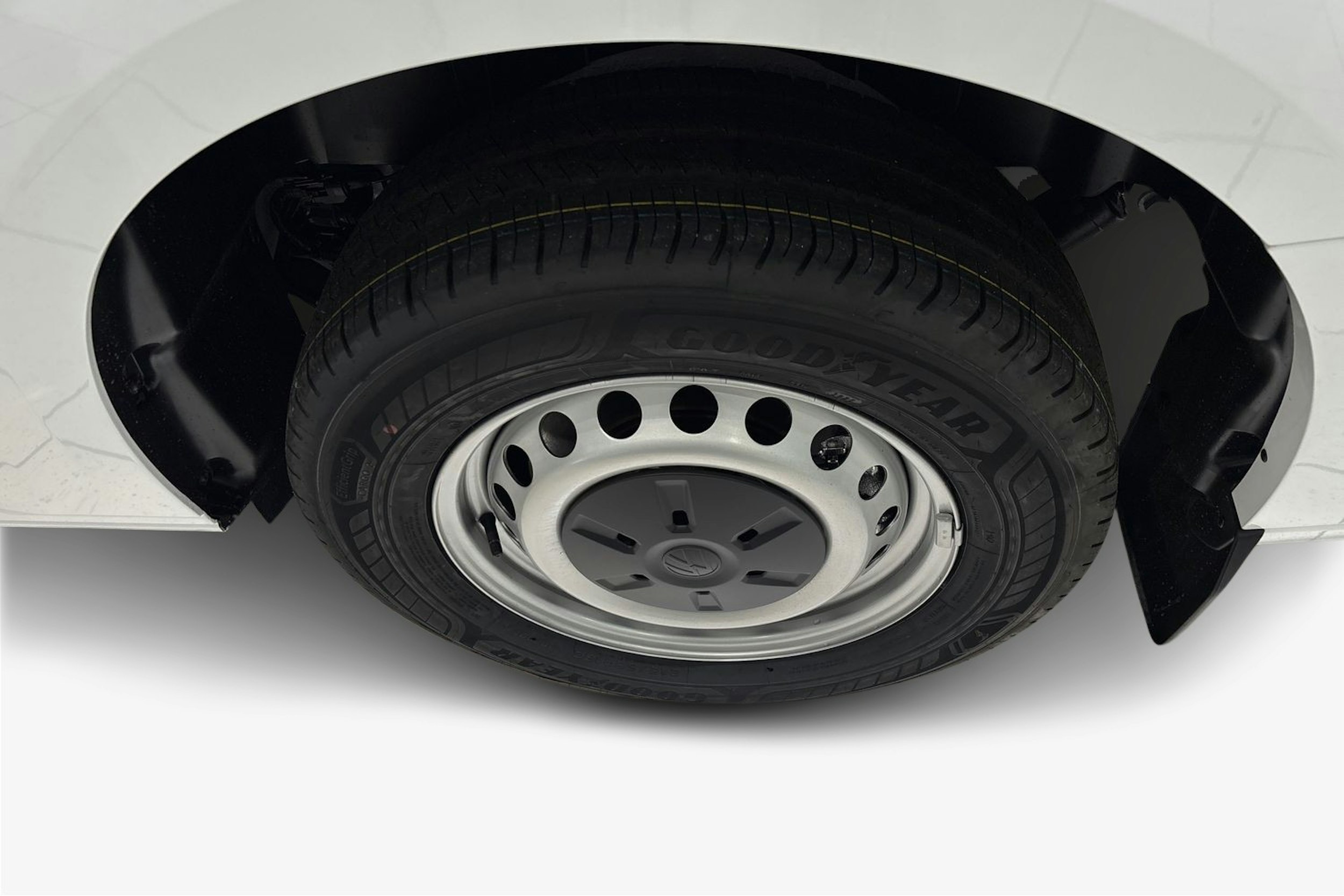 valkoinen Volkswagen Transporter 2025 kuva 12.