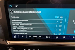 valkoinen Volkswagen Transporter 2025 kuva 21.