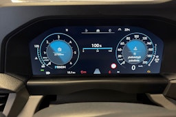 valkoinen Volkswagen Transporter 2026 kuva 15.