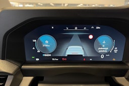 valkoinen Volkswagen Transporter 2026 kuva 16.