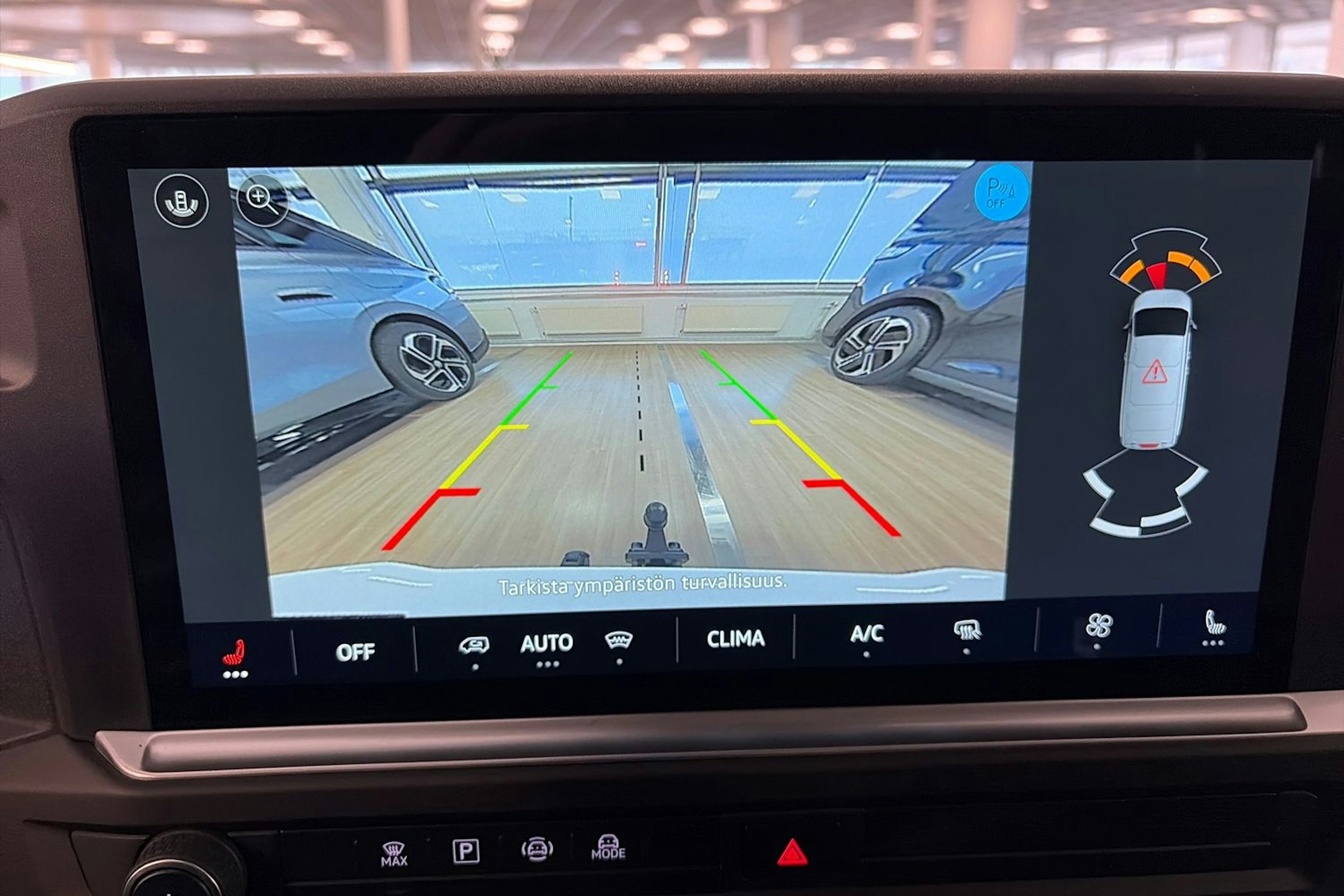 valkoinen Volkswagen Transporter 2026 kuva 31.