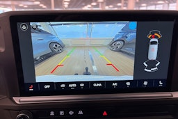 valkoinen Volkswagen Transporter 2026 kuva 31.