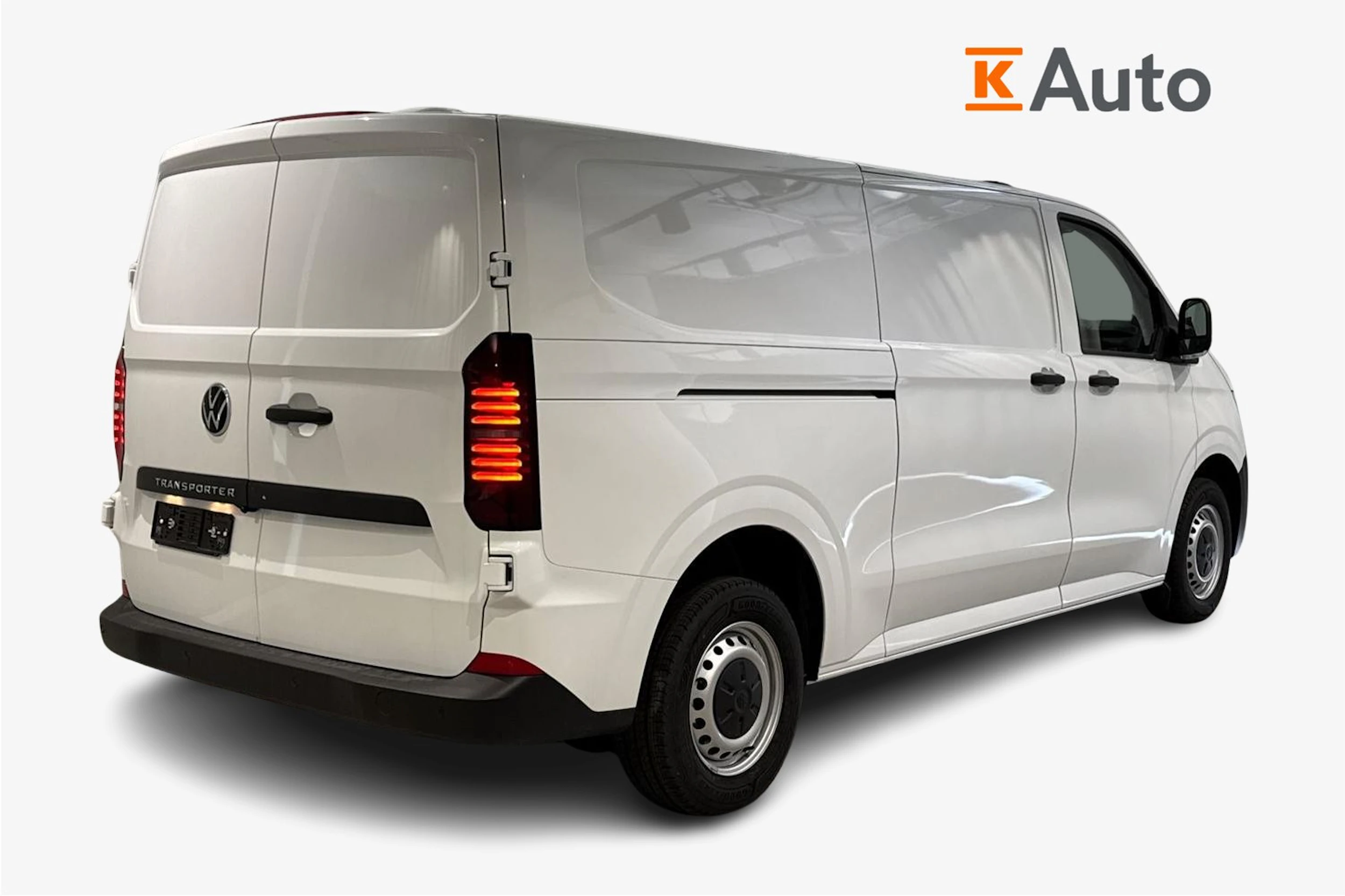 valkoinen Volkswagen Transporter 2025 kuva 3.