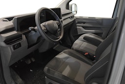 Harmaa Volkswagen Transporter 2025 kuva 8.