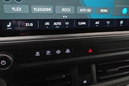 Harmaa Volkswagen Transporter 2025 kuva 15.