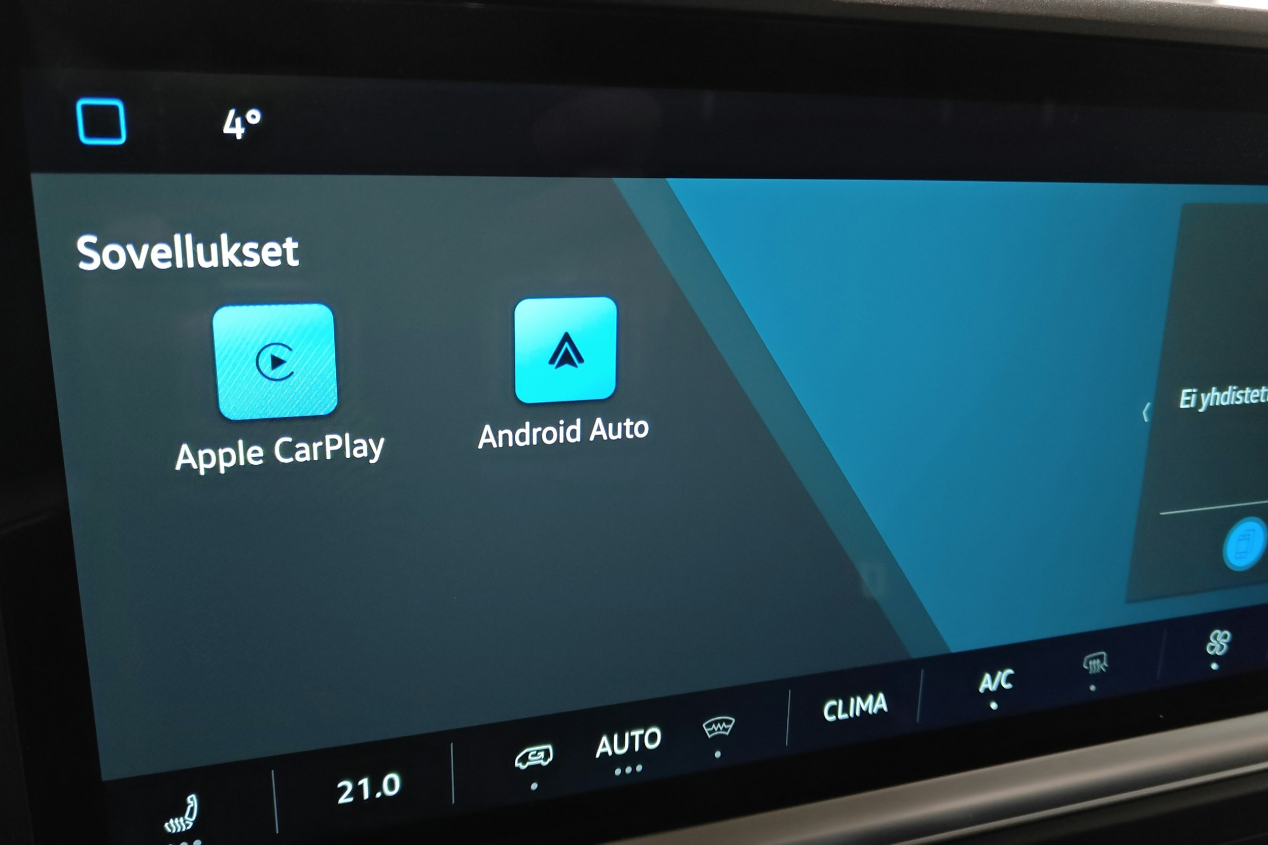 Harmaa Volkswagen Transporter 2025 kuva 16.