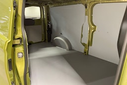 vihreä Volkswagen Transporter 2025 kuva 10.