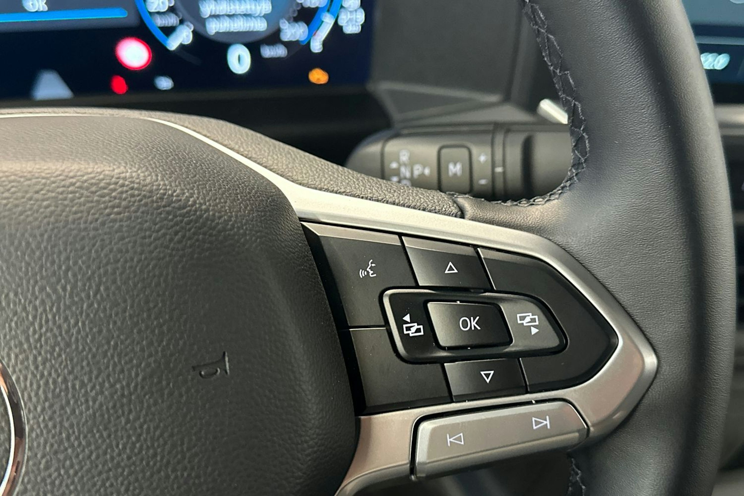 sininen Volkswagen TRANSPORTER 2025 kuva 18.