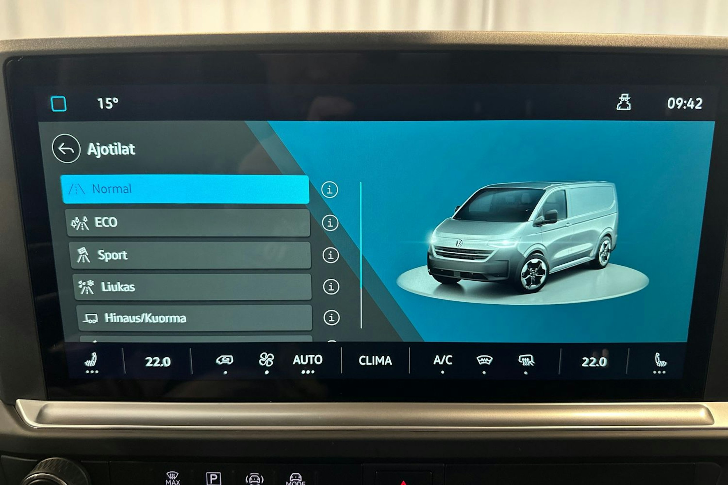 sininen Volkswagen TRANSPORTER 2025 kuva 22.