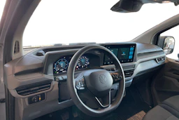 harmaa Volkswagen Transporter 2025 kuva 7.