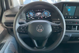 harmaa Volkswagen Transporter 2025 kuva 13.