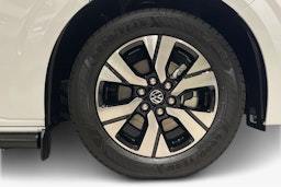 valkoinen Volkswagen Transporter 2025 kuva 12.