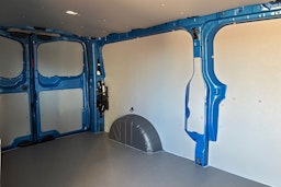 sininen Volkswagen Transporter 2025 kuva 13.