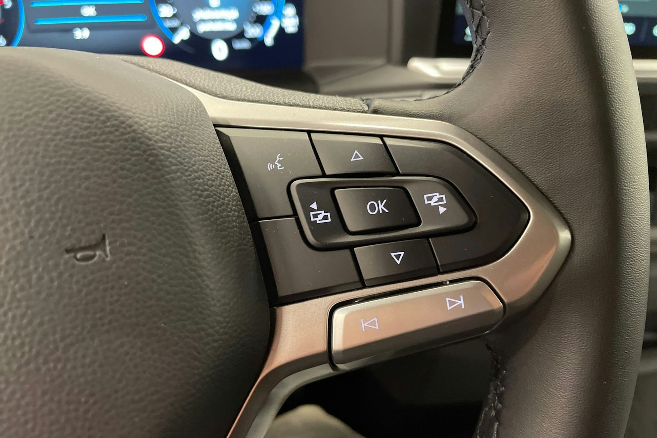 met. sininen Volkswagen Transporter 2025 kuva 15.