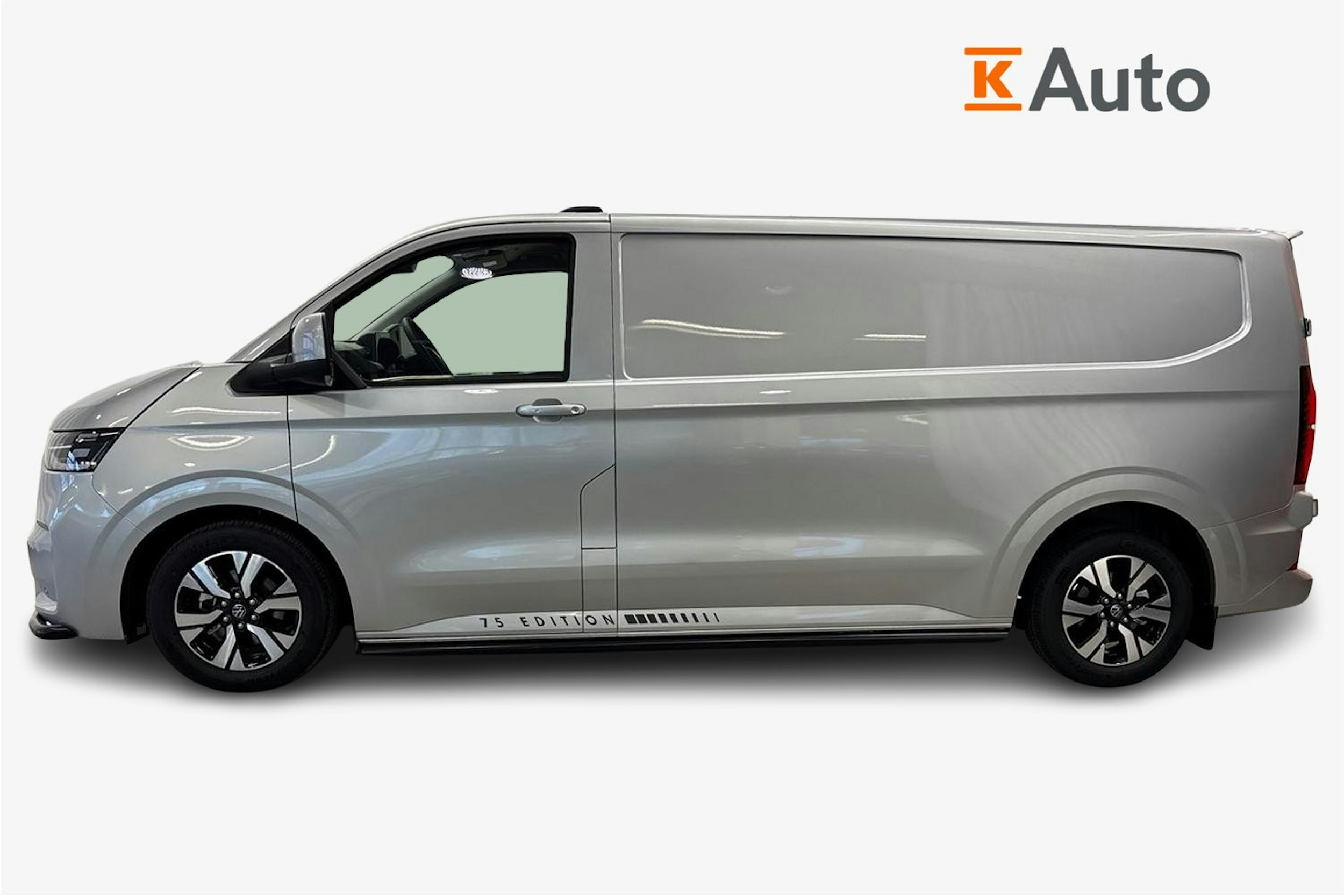 met. harmaa Volkswagen Transporter 2025 kuva 7.
