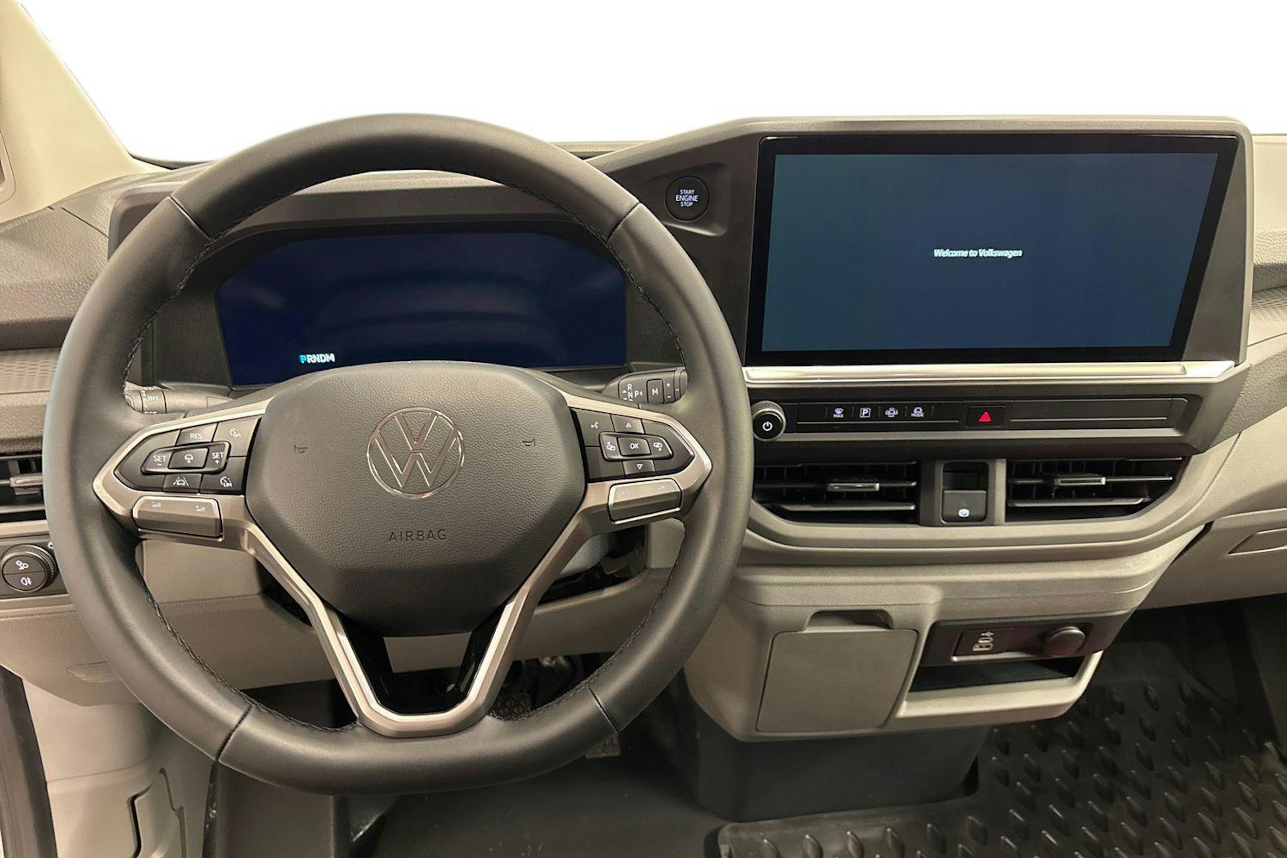 met. harmaa Volkswagen Transporter 2025 kuva 9.