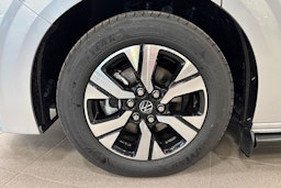 met. harmaa Volkswagen Transporter 2025 kuva 11.