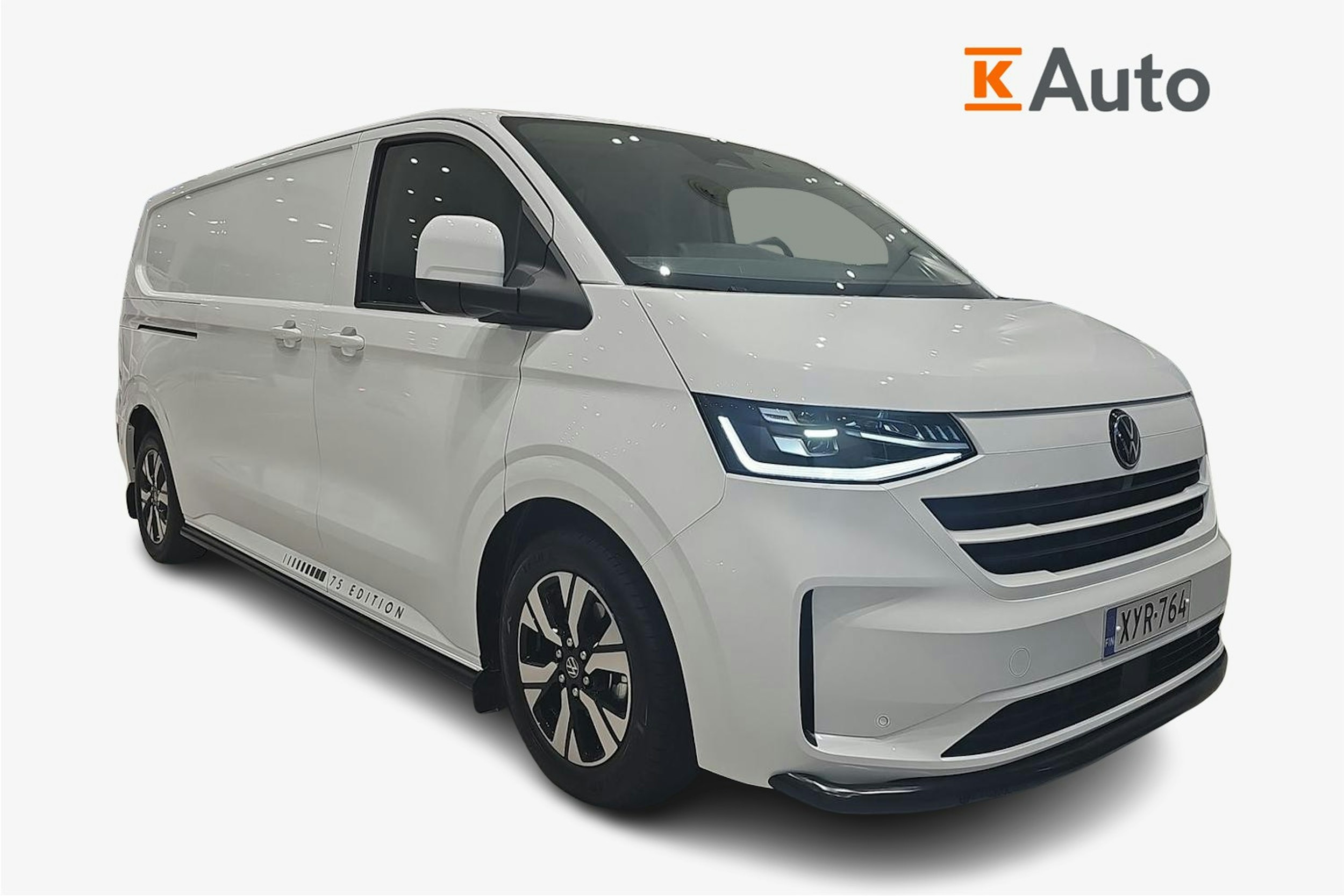 valkoinen Volkswagen Transporter 2025 kuva 1.