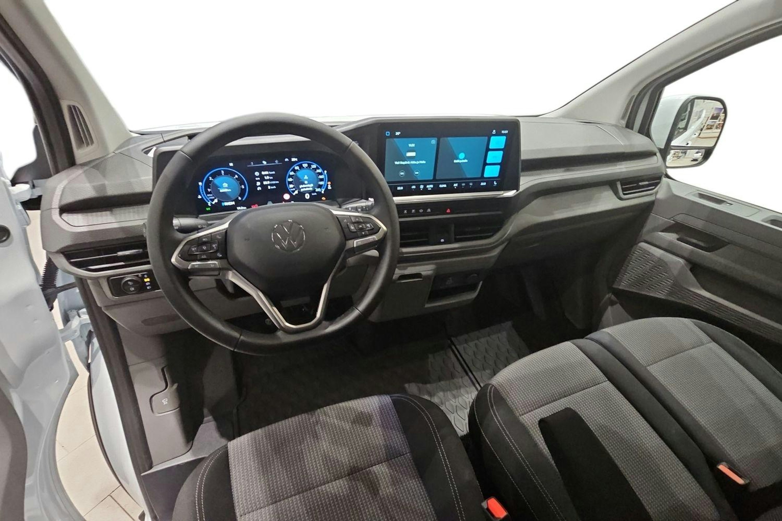 valkoinen Volkswagen Transporter 2025 kuva 9.