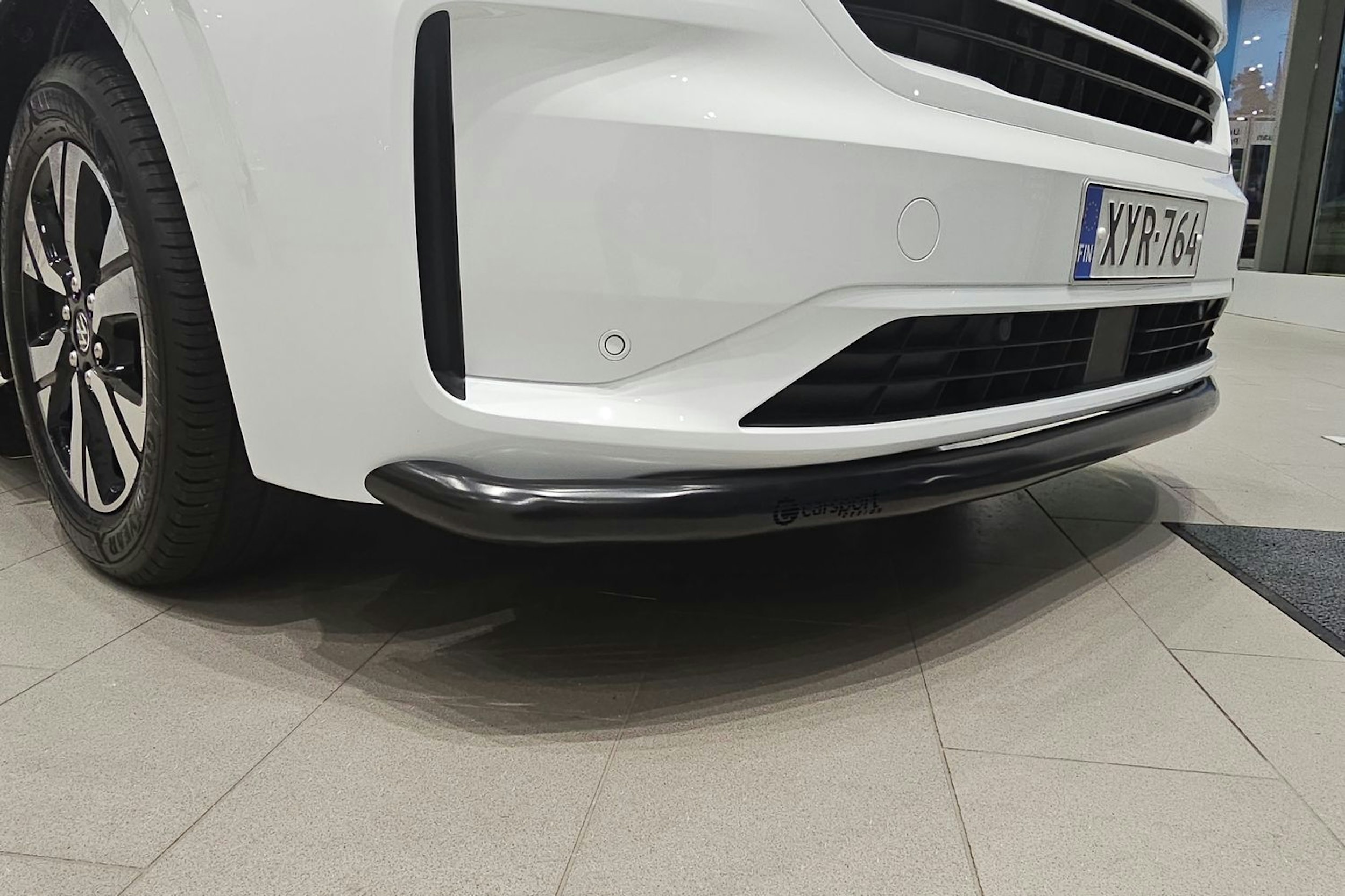 valkoinen Volkswagen Transporter 2025 kuva 12.