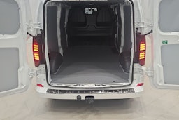 valkoinen Volkswagen Transporter 2025 kuva 15.