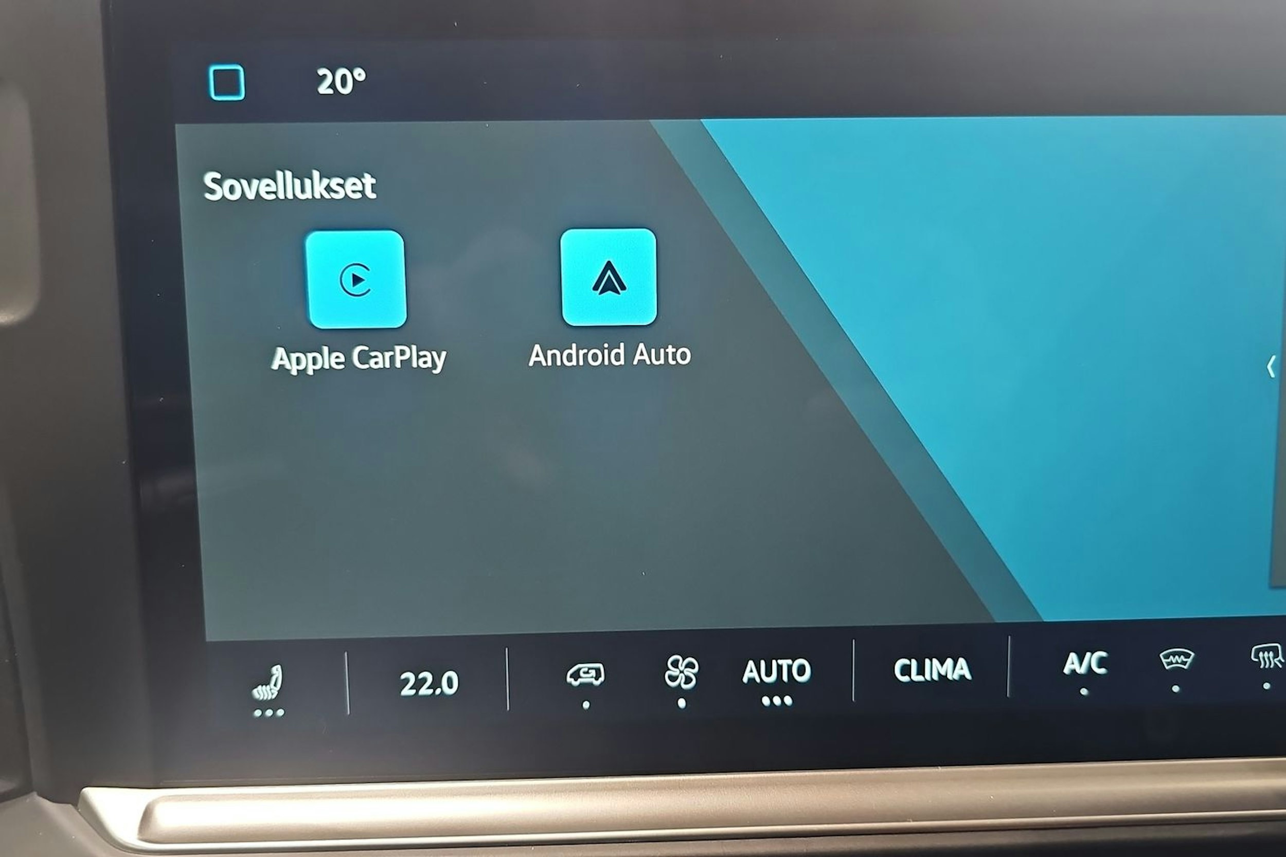 valkoinen Volkswagen Transporter 2025 kuva 20.