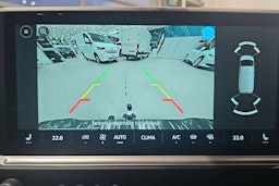 valkoinen Volkswagen Transporter 2025 kuva 23.