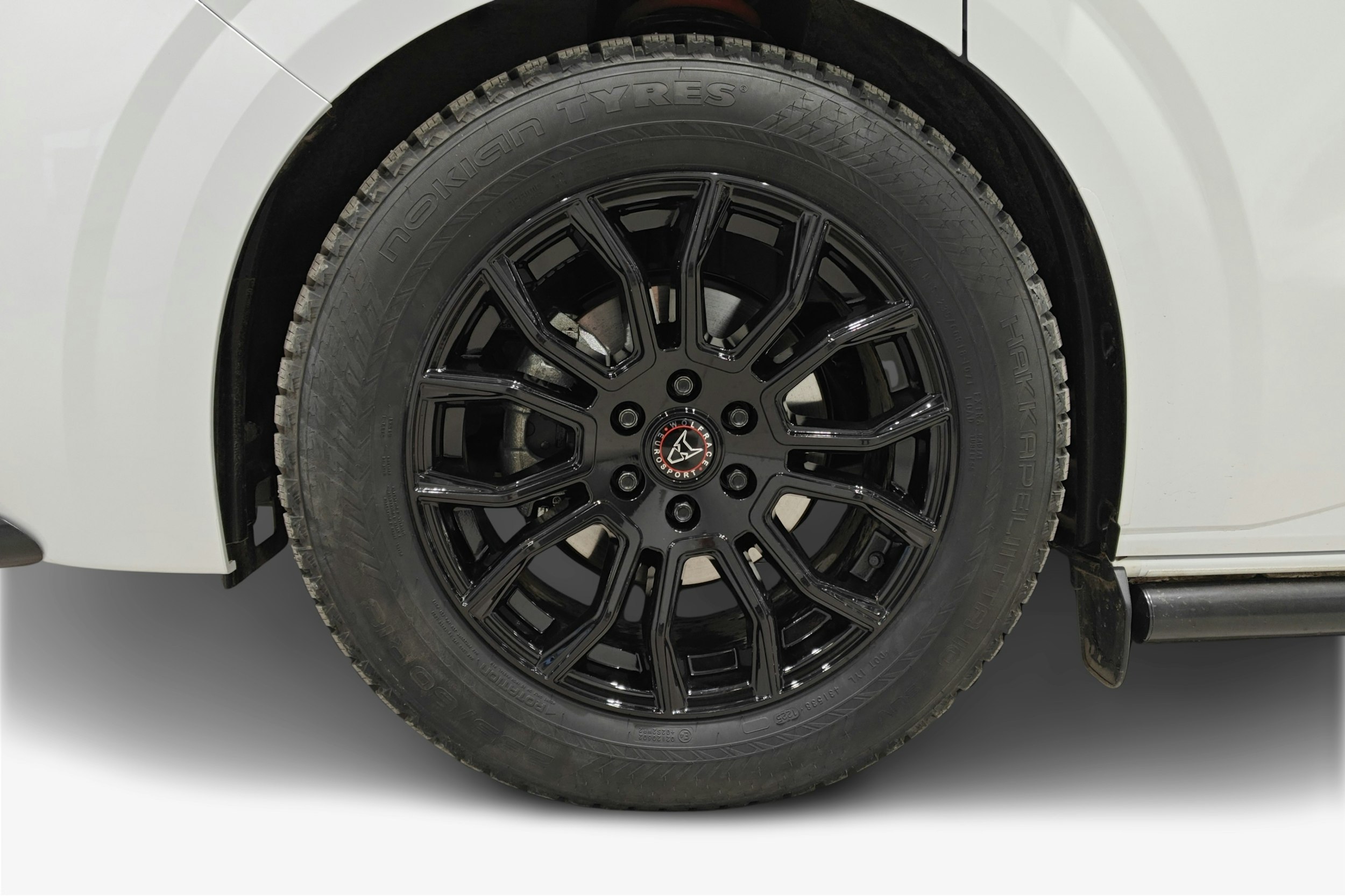 valkoinen Volkswagen Transporter 2025 kuva 12.