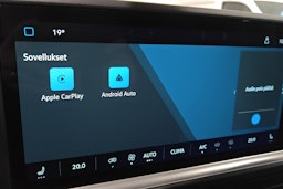 valkoinen Volkswagen Transporter 2025 kuva 21.