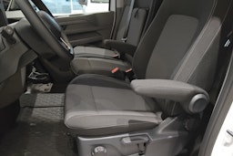 valkoinen Volkswagen Transporter 2025 kuva 23.