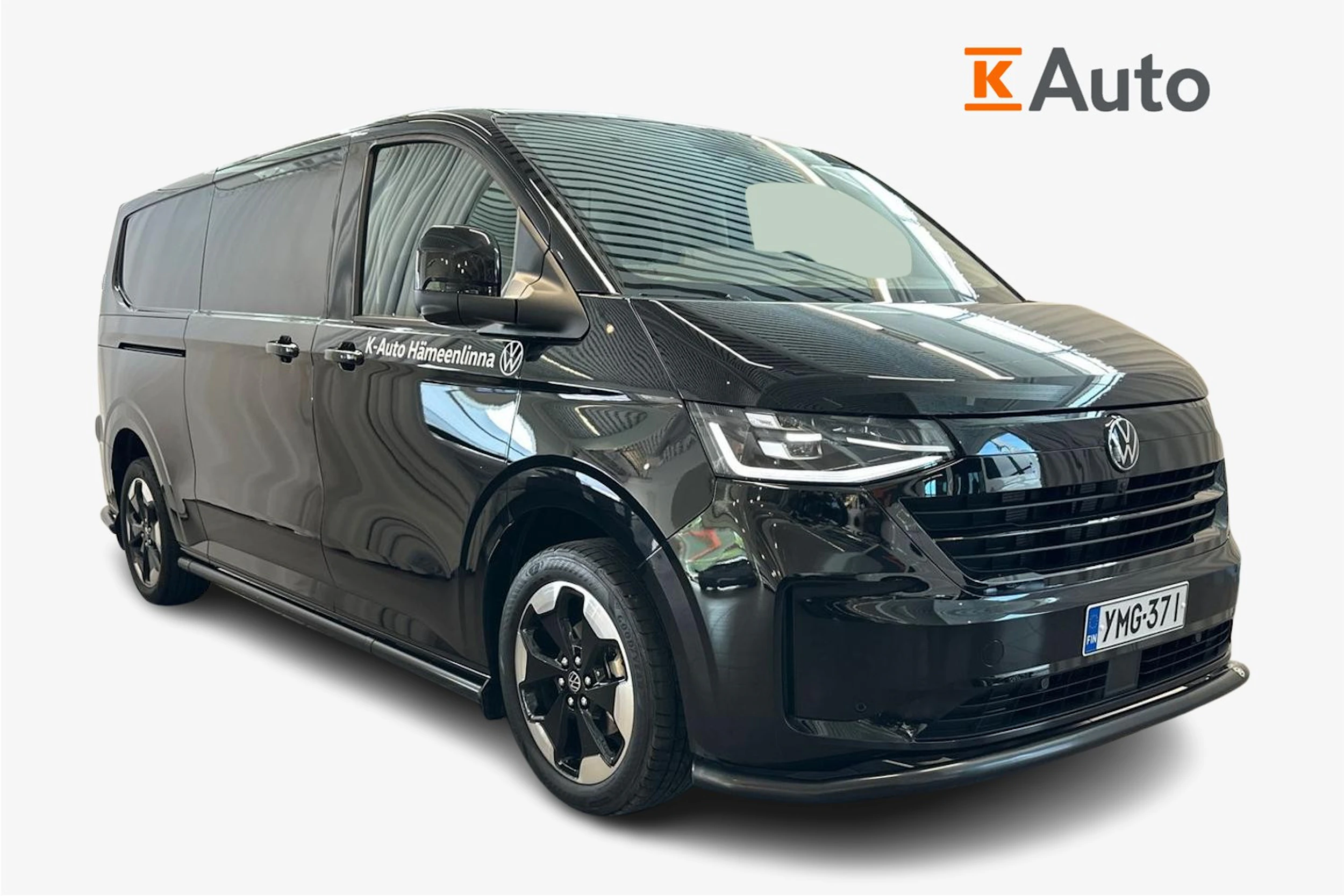 Musta Volkswagen Transporter 2025 kuva 1.