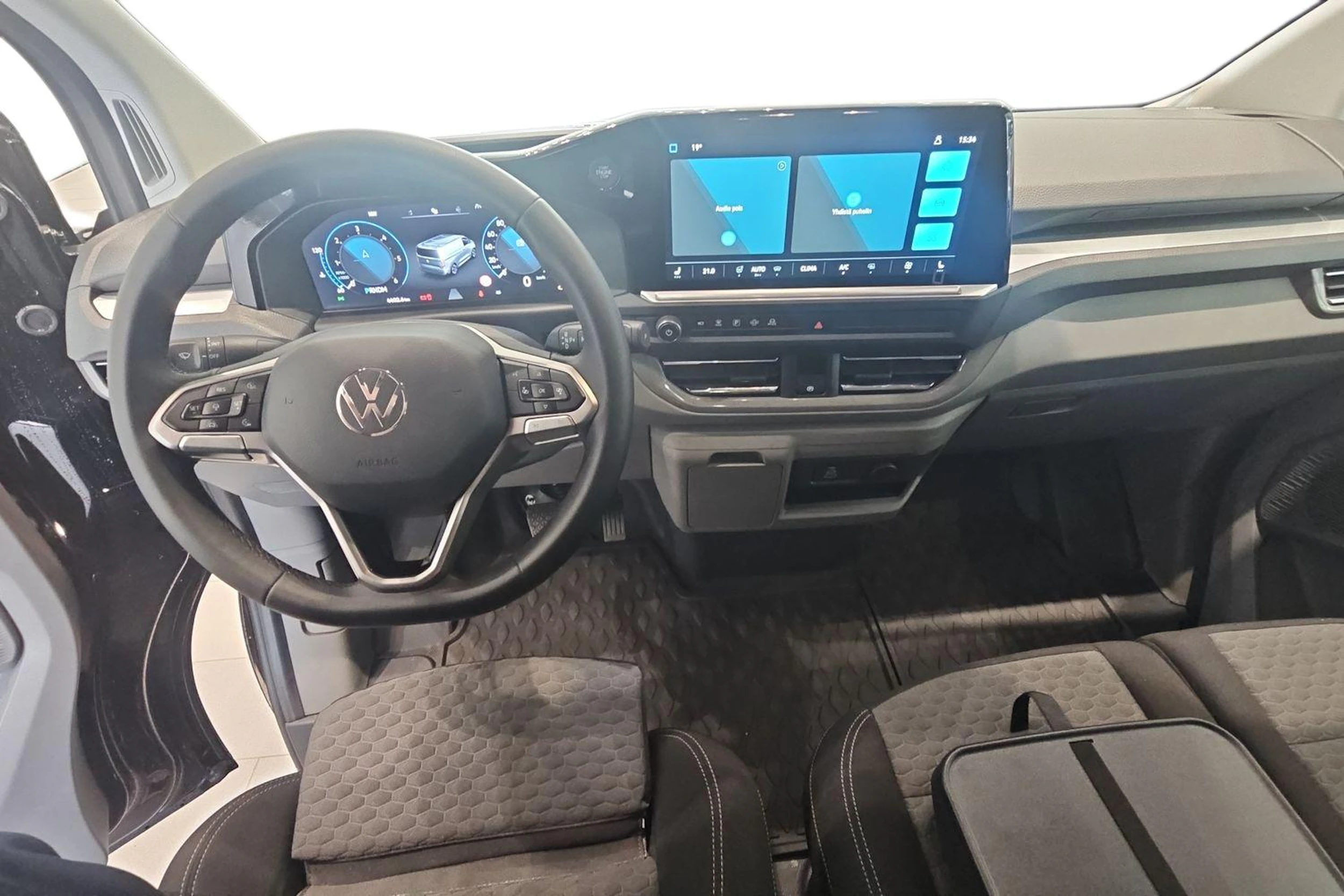 met. musta Volkswagen Transporter 2026 kuva 9.
