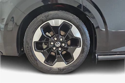 met. musta Volkswagen Transporter 2026 kuva 11.