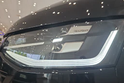 met. musta Volkswagen Transporter 2026 kuva 12.