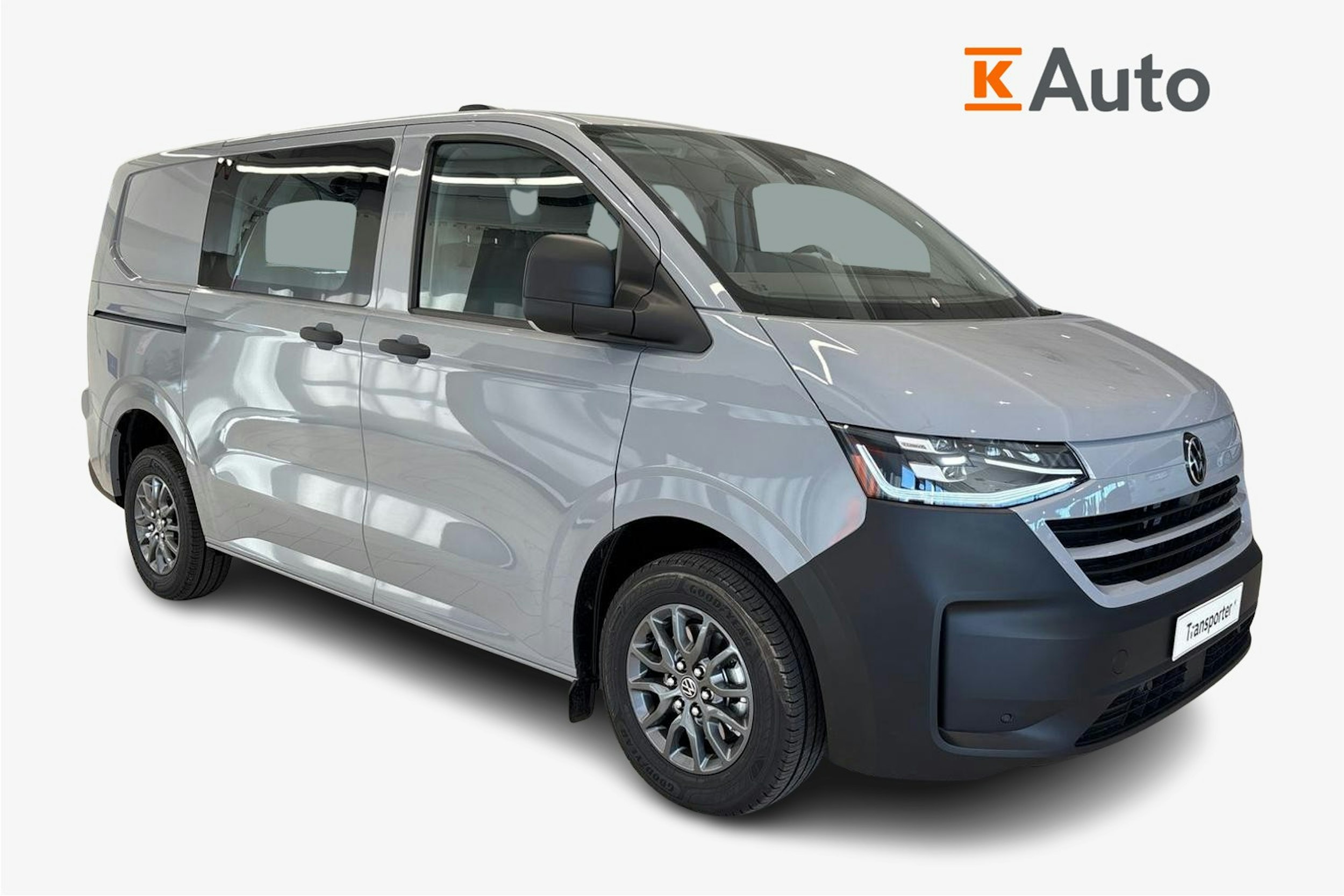 harmaa Volkswagen Transporter 2025 kuva 1.