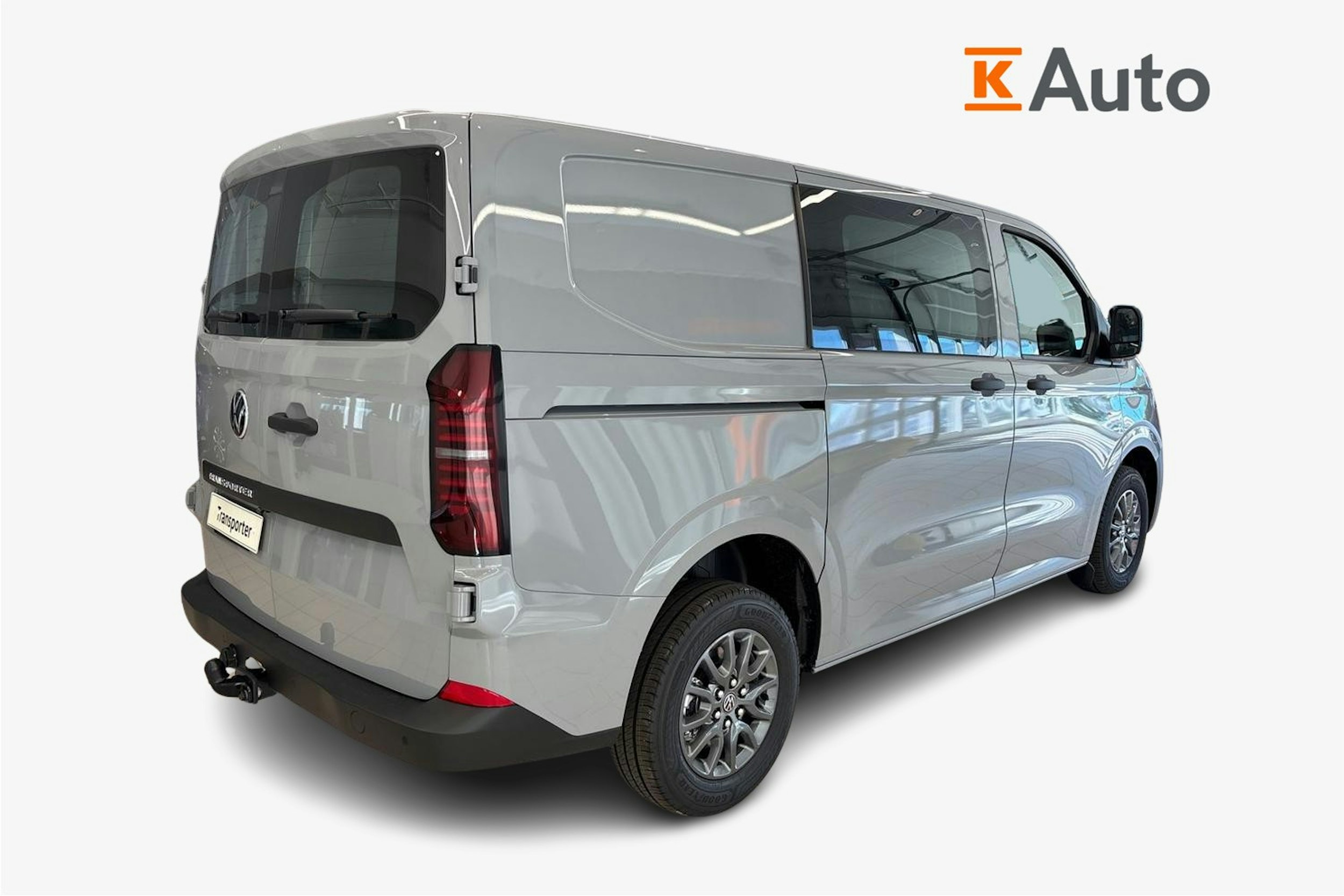 harmaa Volkswagen Transporter 2025 kuva 2.
