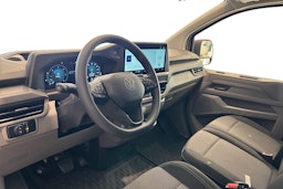 harmaa Volkswagen Transporter 2025 kuva 7.