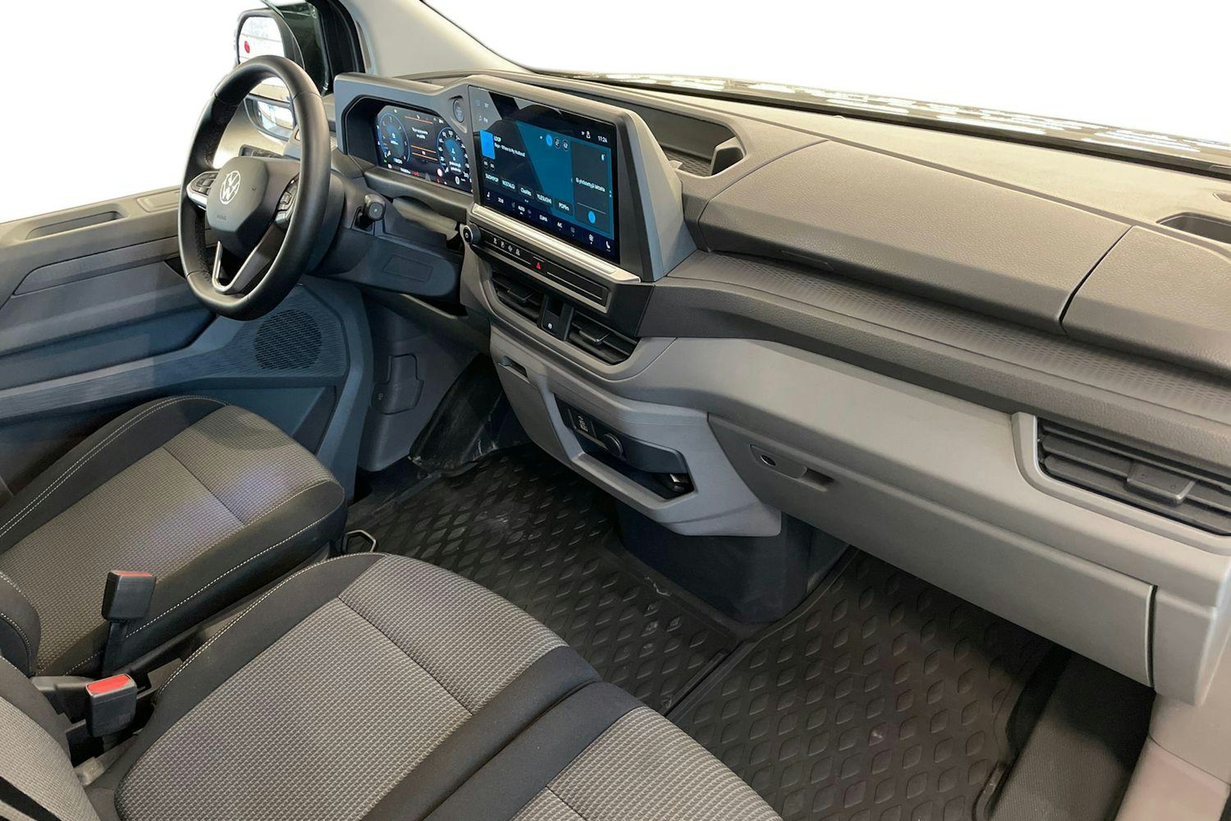 harmaa Volkswagen Transporter 2025 kuva 9.