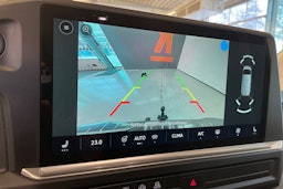 harmaa Volkswagen Transporter 2025 kuva 20.