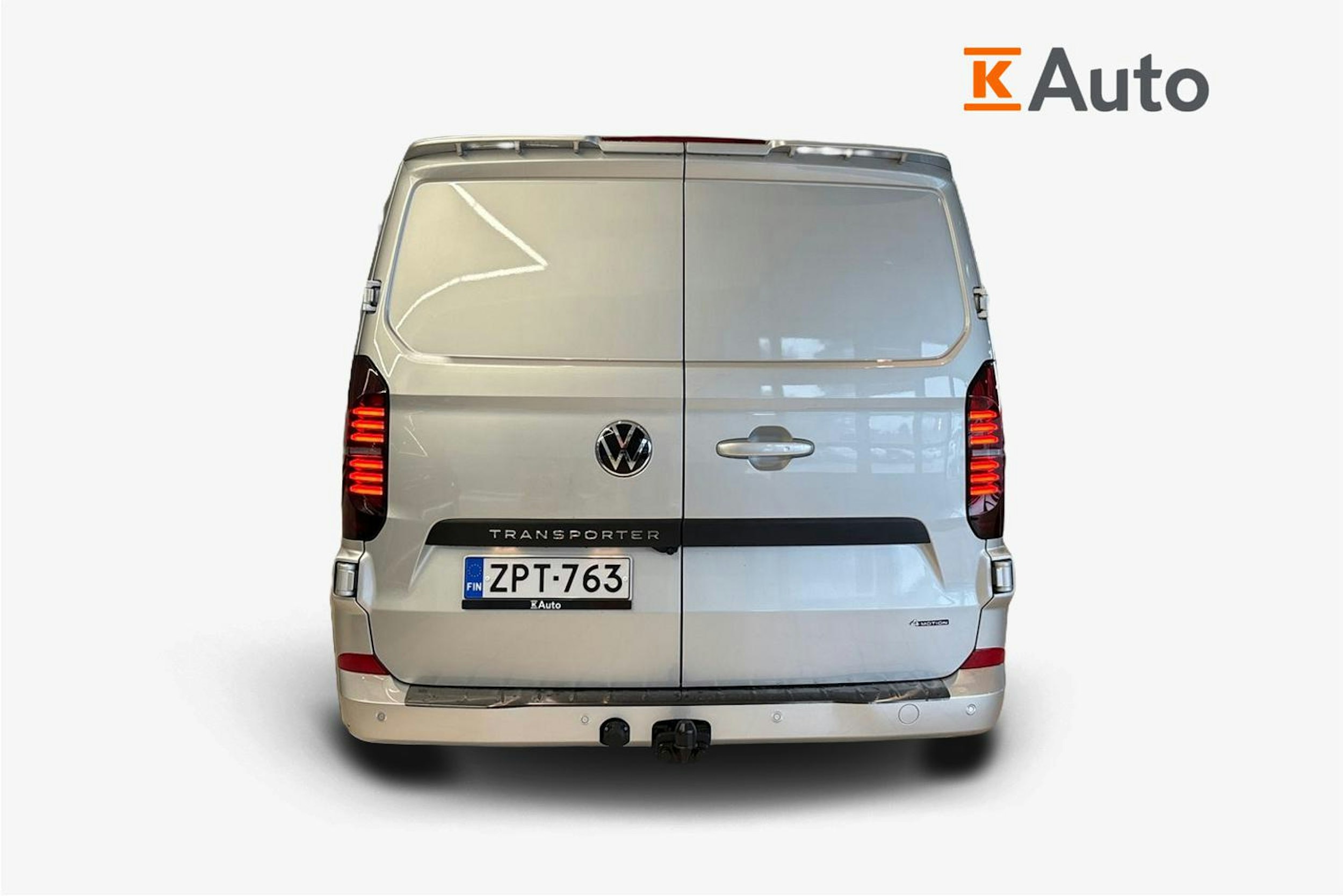harmaa Volkswagen Transporter 2025 kuva 4.