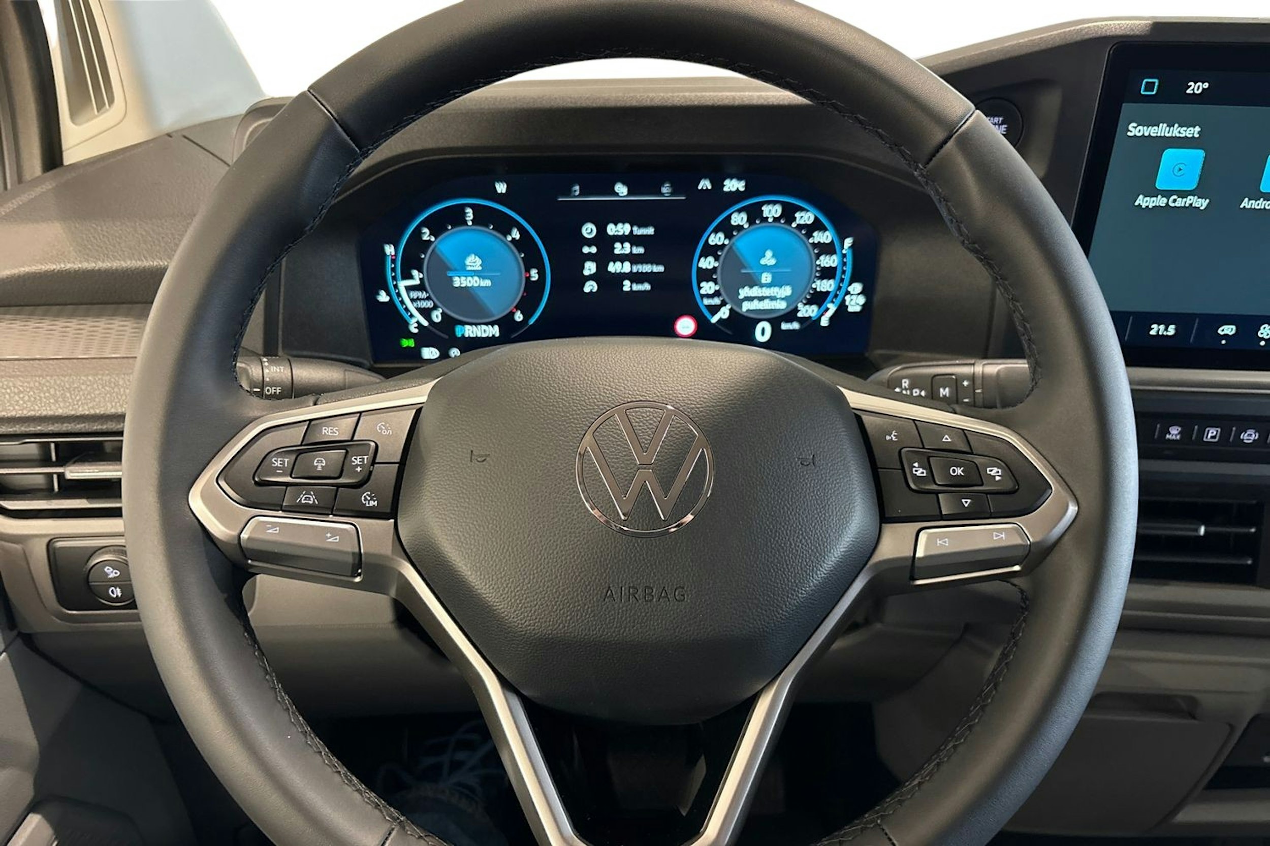 harmaa Volkswagen Transporter 2025 kuva 9.